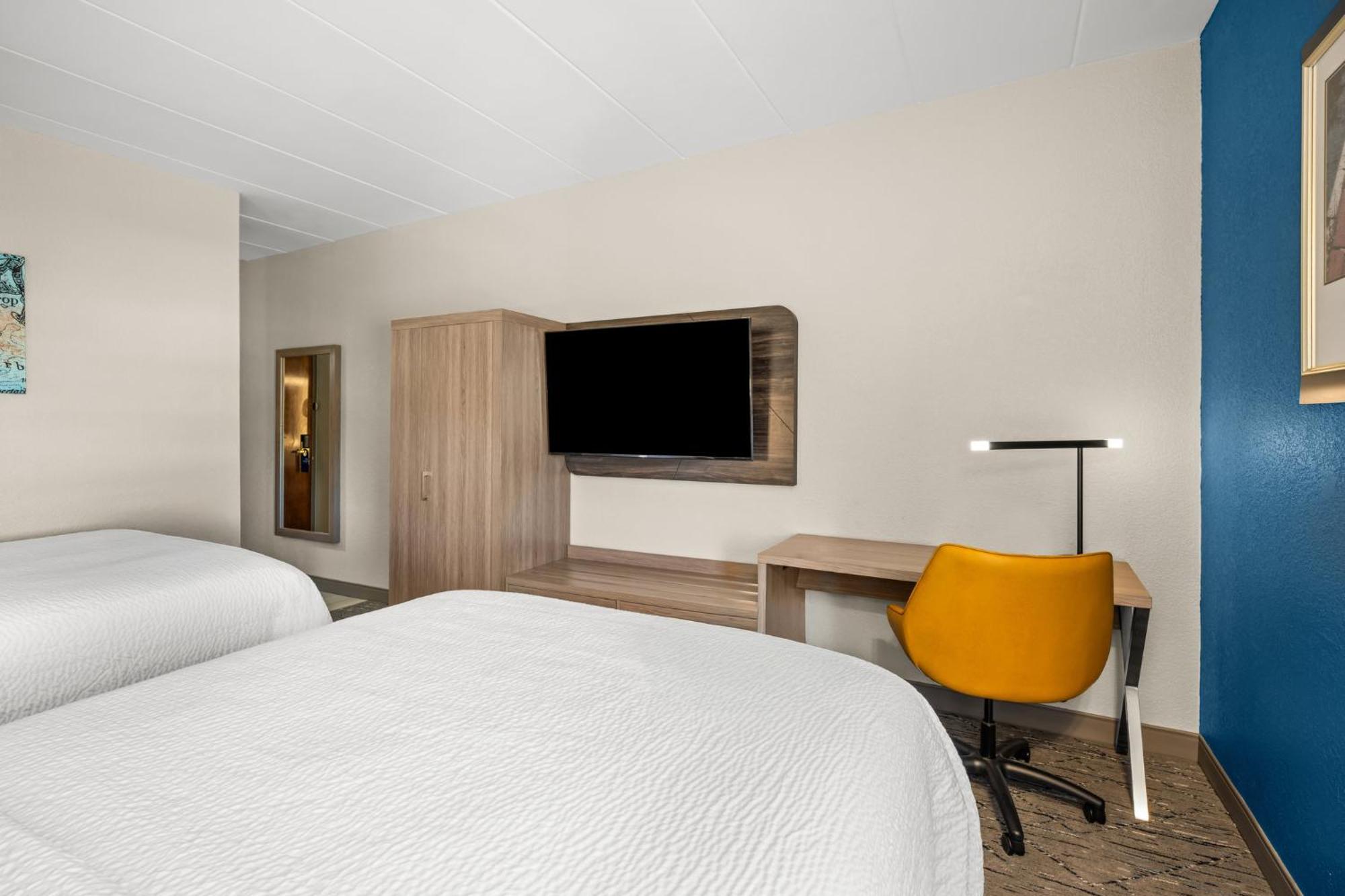 Express Boston North-woburn By Ihg Hotel