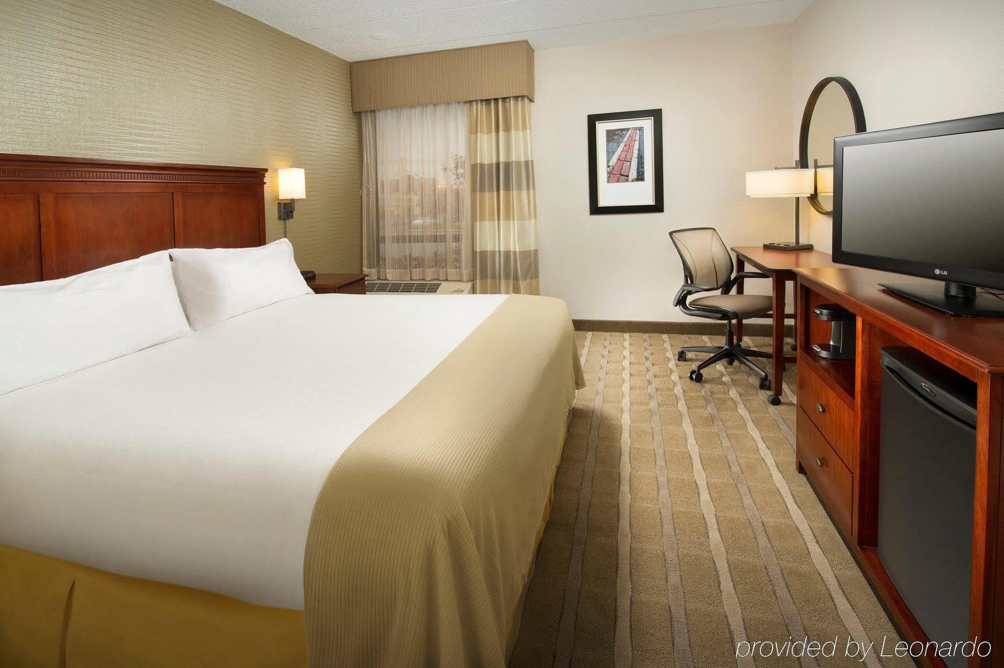 Express Boston North-woburn By Ihg Hotel Woburn