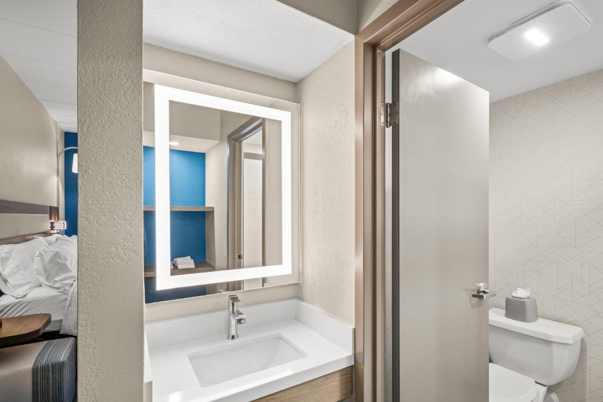 Express Boston North-woburn By Ihg