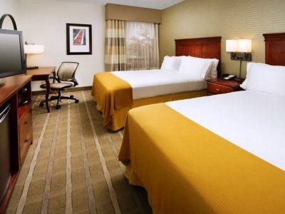Express Boston North-woburn By Ihg Hotel