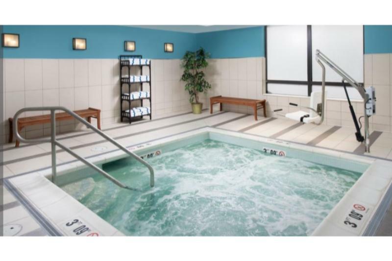 Express Boston North-woburn By Ihg Hotel 3*
